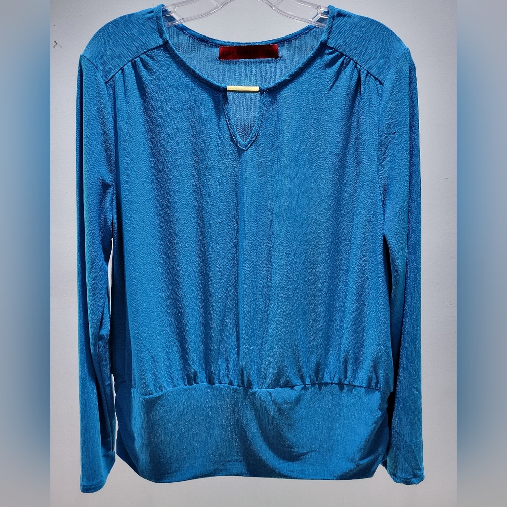 Scarlett Blue Keyhole Blouse